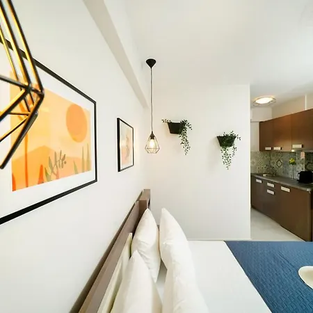Theros By The Sea Apartment Olympiada