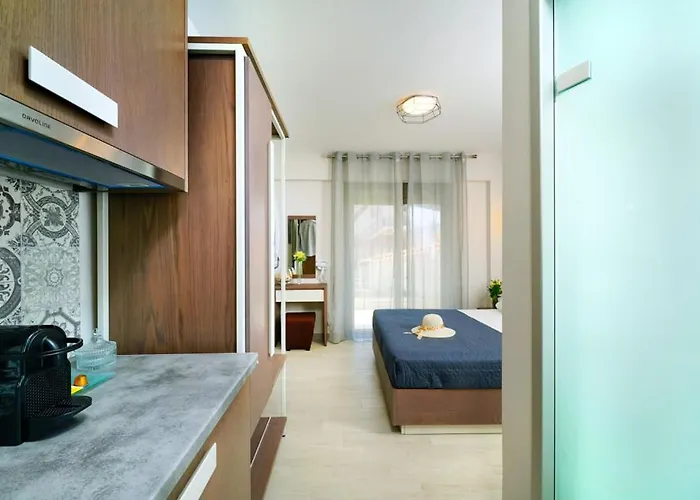 Theros By The Sea Apartment